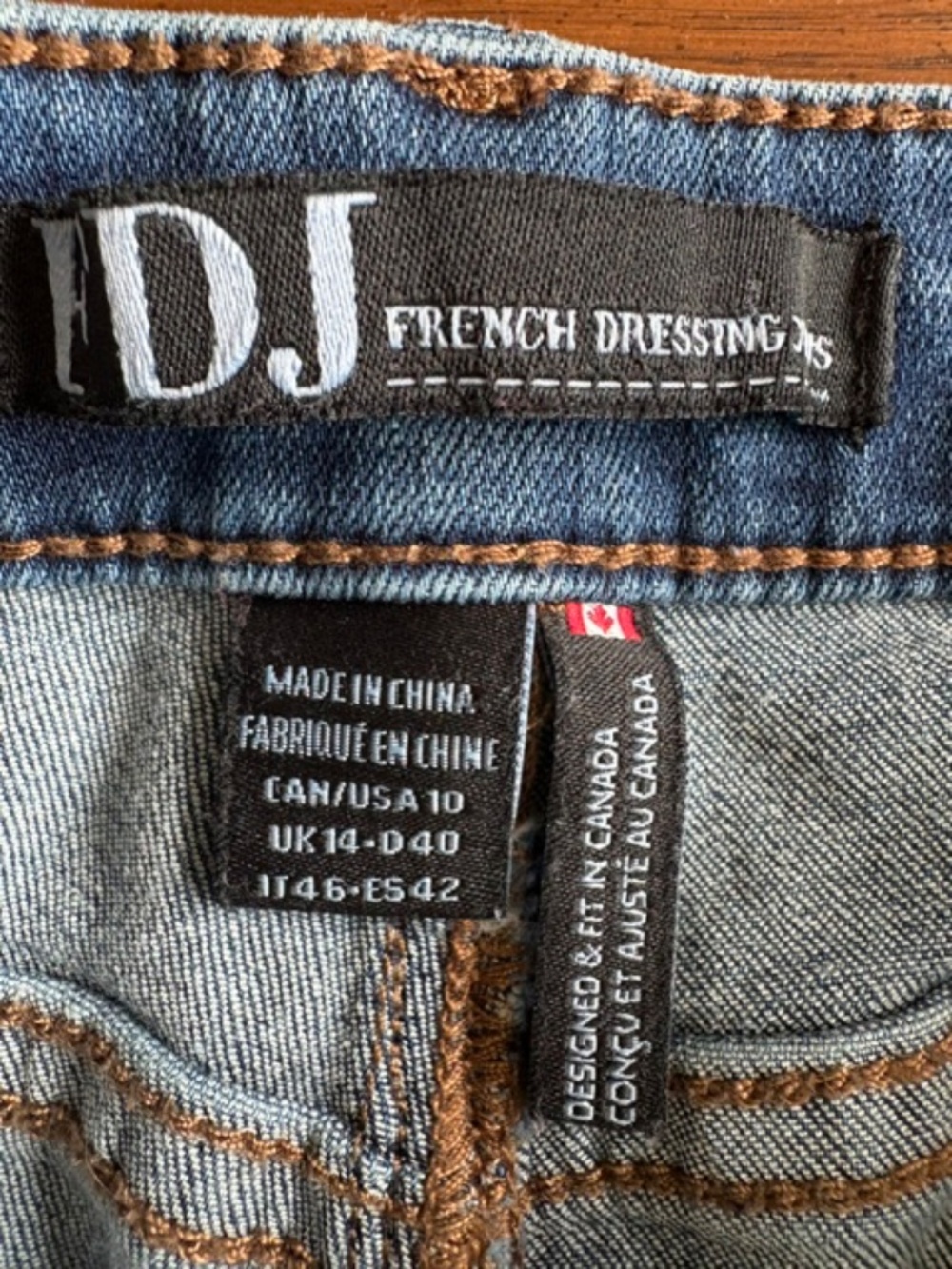 FDJ French Dressing Jeans Olivia sz 10 blue denim 28 in inseam deco embroidery - Picture 3 of 15